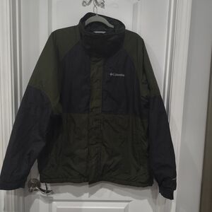 Columbia  Omni - Tech Green Lining Jacket Large